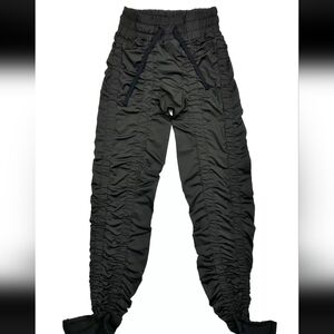 Agogie Resistant Band Pants